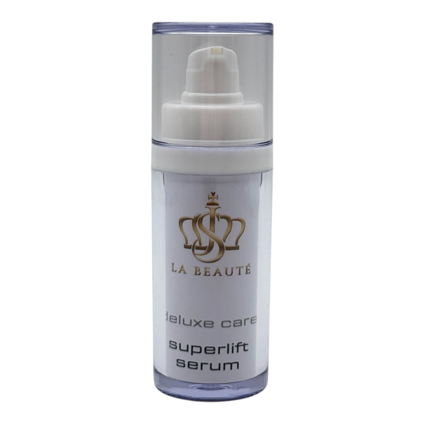Flasche der JS La Beauté superlift serum aus der Med Care Serie mit Pumpspender – schlankes Design in Weiß und goldfarbenem Logo.